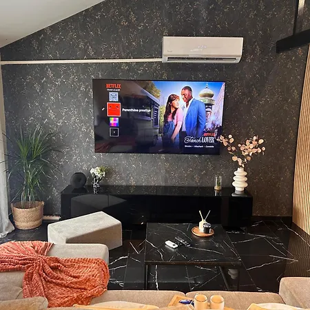 La Prestige Avec Sauna Netflix Jardin Champigneulles