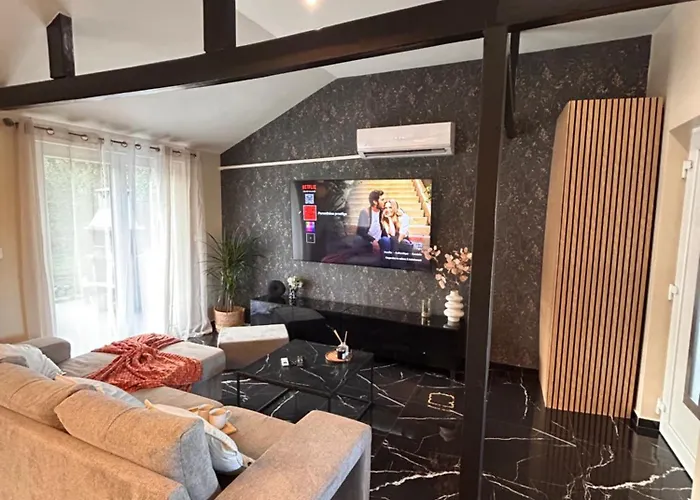 La Prestige Avec Sauna Netflix Jardin Champigneulles